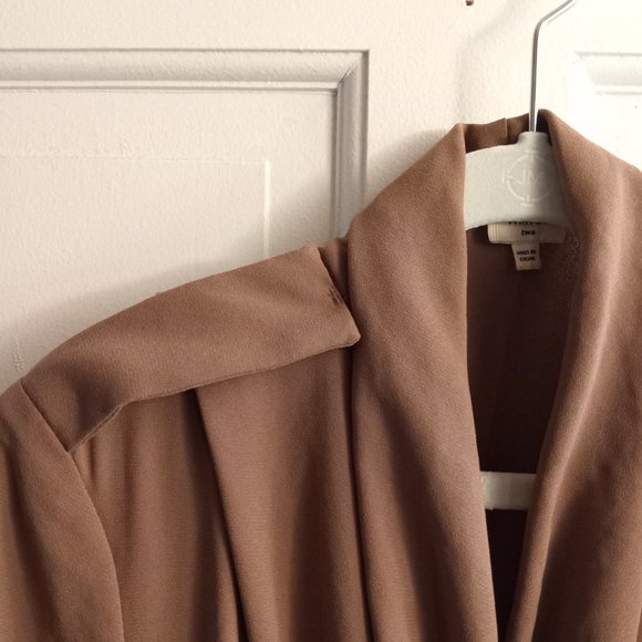 Aritzia Franco Wrap Dress size 2 - Picture 4 of 8